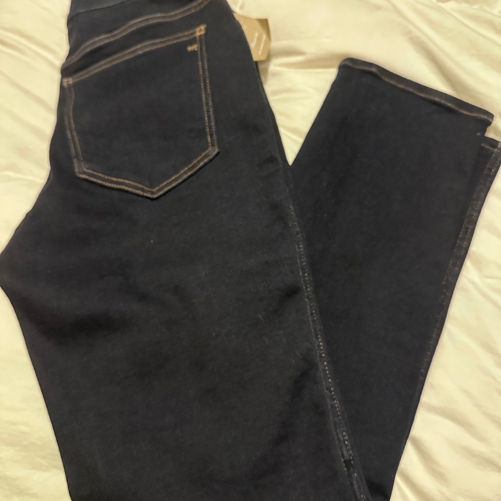 Madewell Women's Straight-Leg Jeans in Dark Blue - Picture 5 of 8